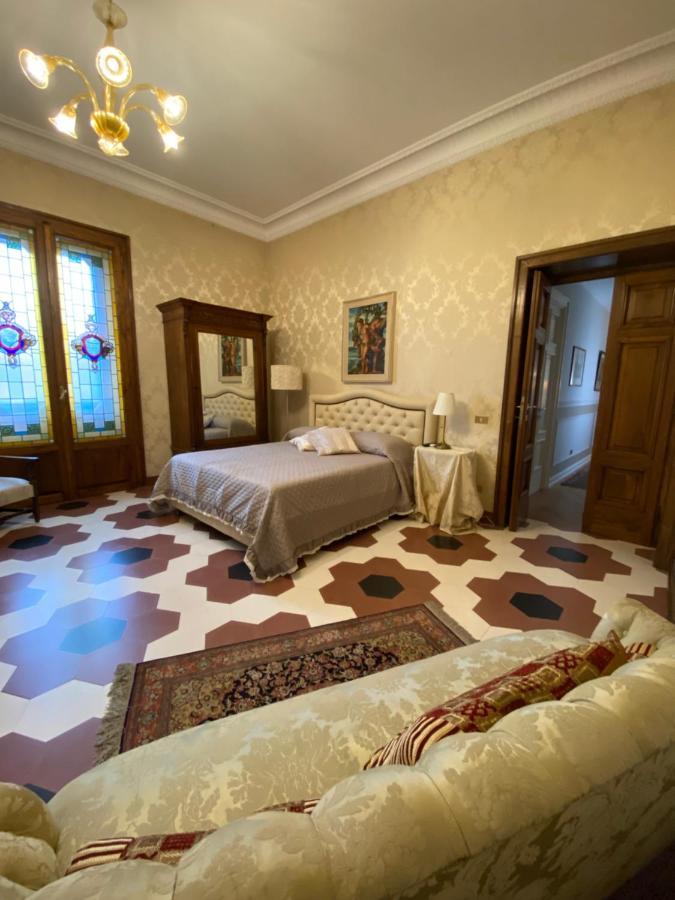 キエーティ Dimora Castelli Bed & Breakfast エクステリア 写真